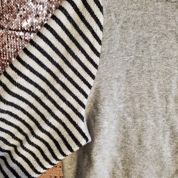 Sweatshirt jacket - Picture 2 of 4